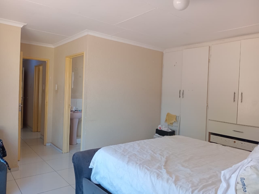 3 Bedroom Property for Sale in Tlhabane West North West